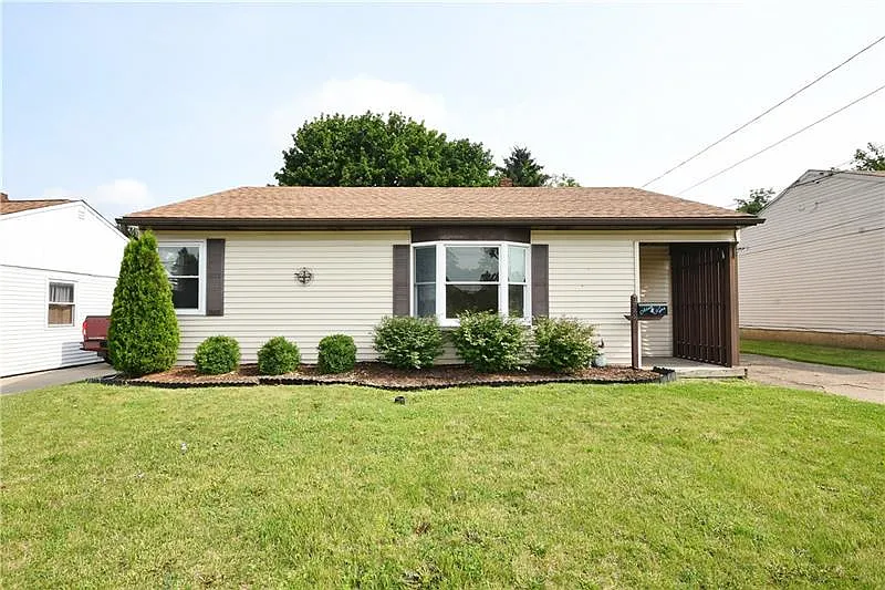 1337 Barkley Rd photo 1