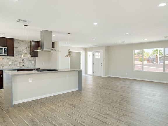 08_8701_E_Crestwood_Way__08_mls