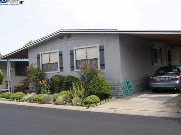 936 Fall River Dr #330, Hayward, CA 94544