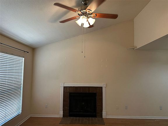3rd image of 1501 Stallings Dr APT 52