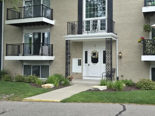 2759 Leonard St NW APT C1, Grand Rapids, MI 49504