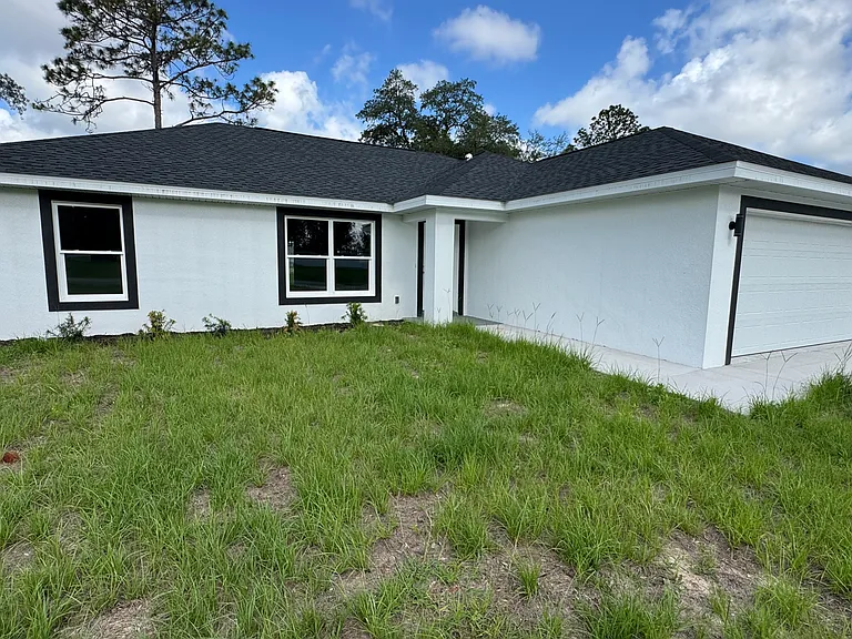 354 Marion Oaks Pass — Photo 2