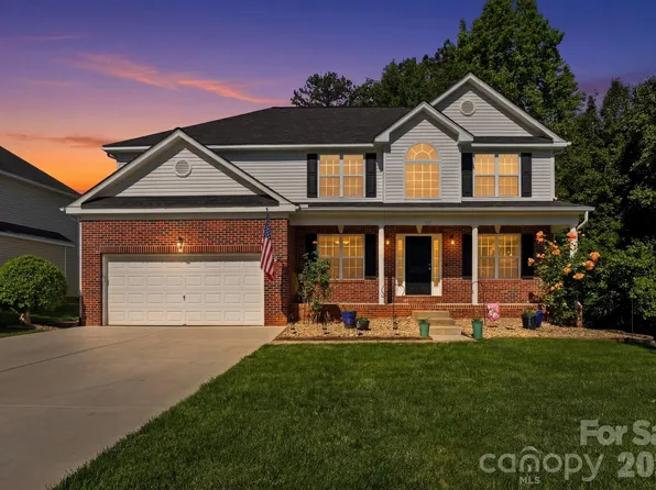120 Scanlon Rd, Mooresville, NC 28115