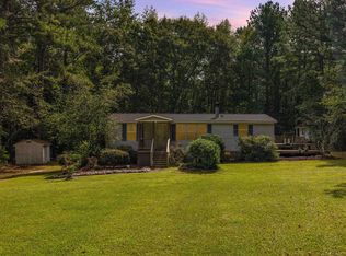 525 N Pleasant Coates Rd, Benson, NC 27504