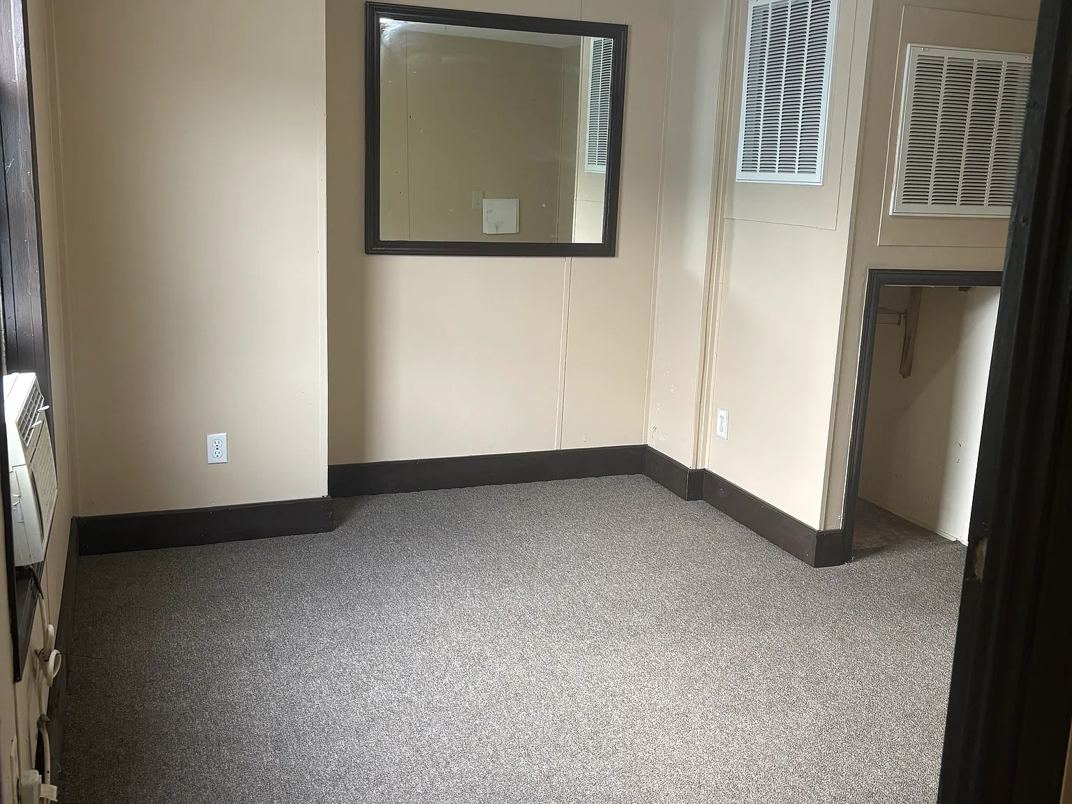 Lot 2 — Photo 4