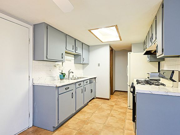 5th image of 6254 Kit Carson Dr #6254