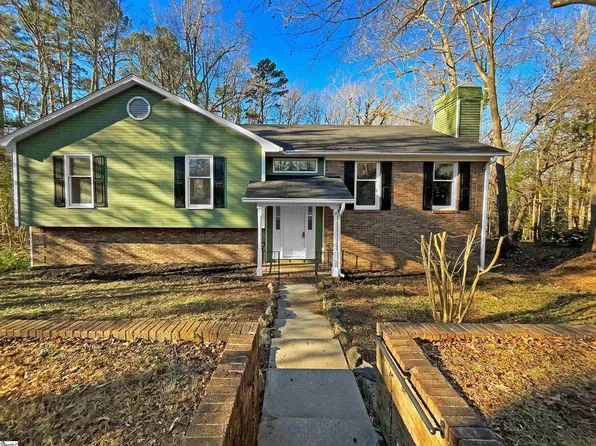 13 E Forest Run Ct, Spartanburg, SC 29301