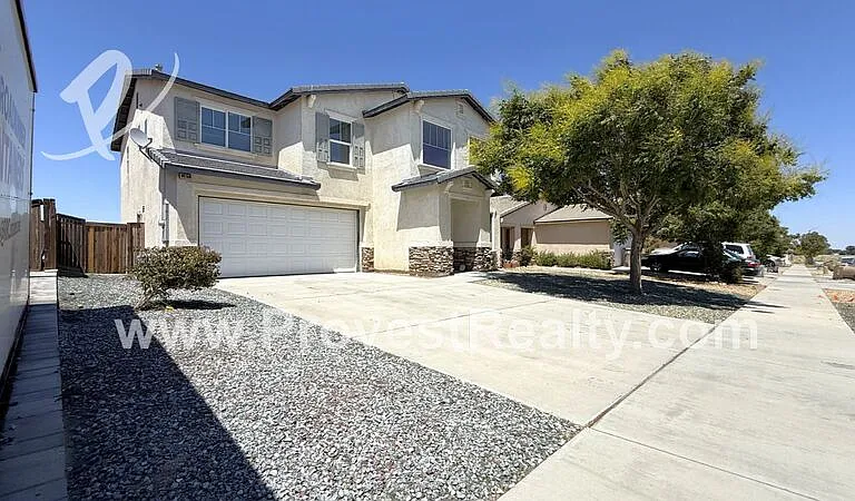 14158 Verde St — Photo 1