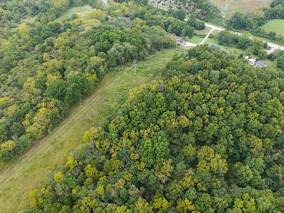 3rd image of 2441 Beaver Rd