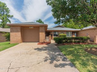 317 Avondale Dr #A, Clinton, MS 39056