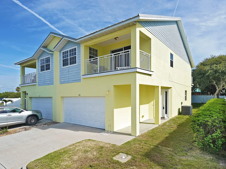 181 Saint Lucie Ln