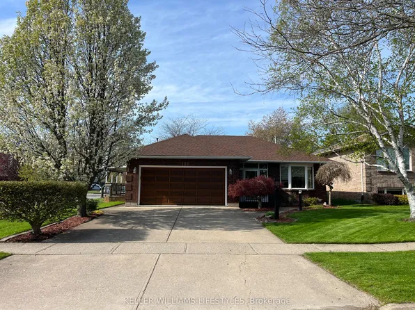 121 Cedarvale Cres, Welland, ON L3C 6W6