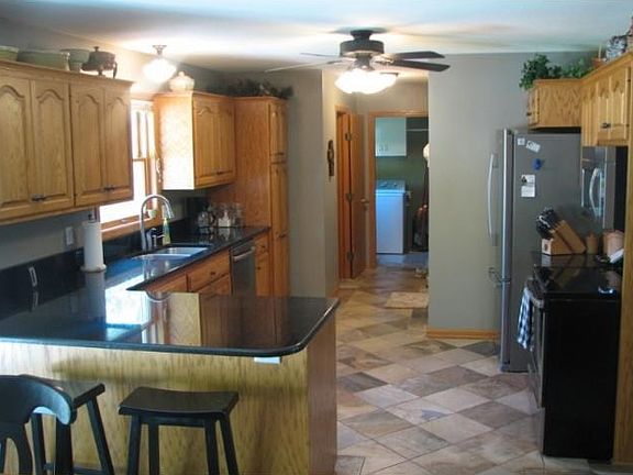 4th image of 1618 Wedgewood Dr NE