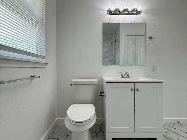 339 Brettonwood Dr — Photo 15