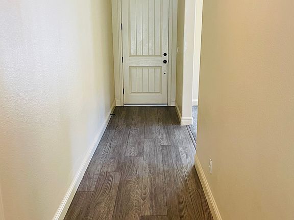 Home entrance Hallway