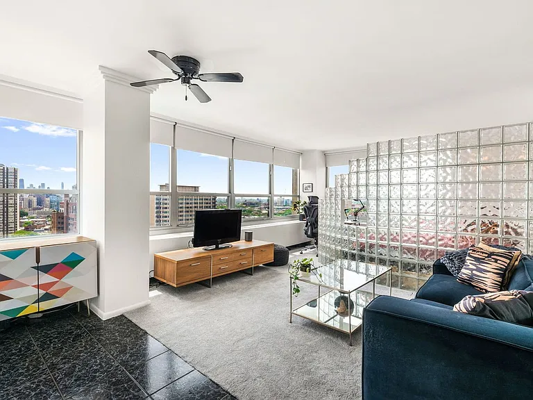 3550 N Lake Shore Dr #1912 — Photo 10