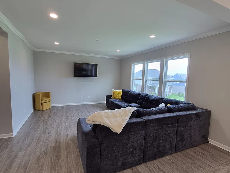 6179 Ballyshannon Dr — Photo 10