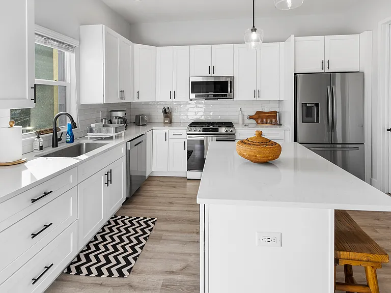 946-Kitchen 3_01162023
