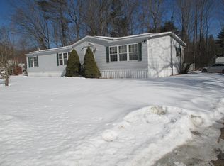 151 Gear Rd, Rochester, NH 03839