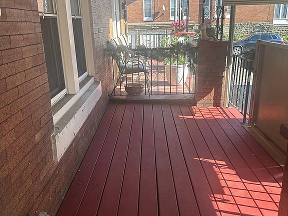 3rd image of 5403 Webster St