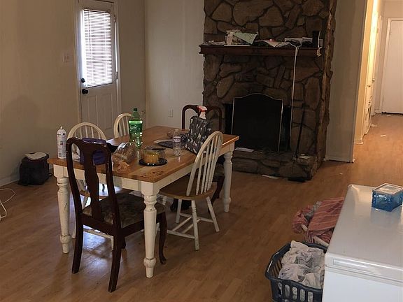 4th image of 104 Belaire Dr