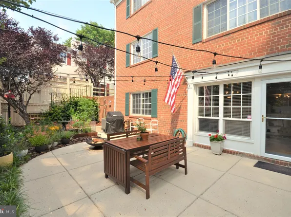 1445 N Van Dorn St, Alexandria, VA 22304