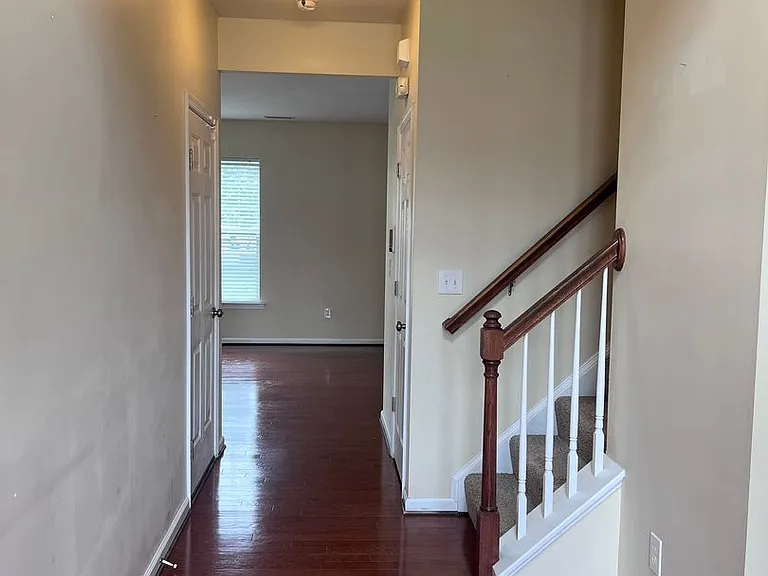 13 Hampshire Glen Pkwy — Photo 7
