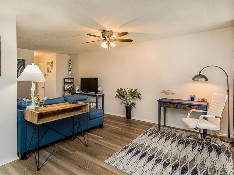 5 Vista Palm Ln #203 — Photo 6