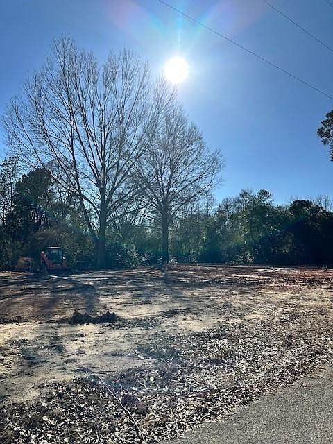 1st image of 0 Thompson Ln