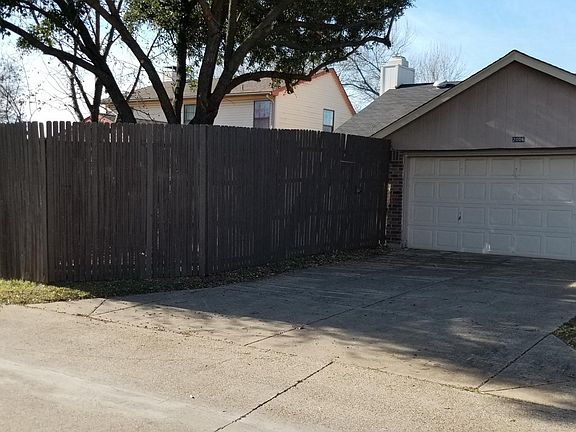 2nd image of 2006 Valley Creek Dr