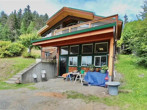 3409 Oceanview Dr, Queen Charlotte, BC V0T 1S0