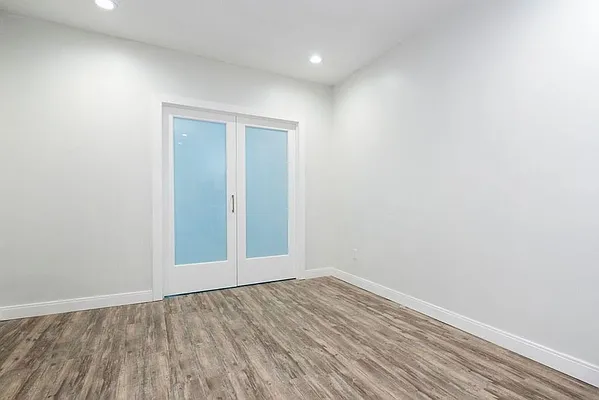 Rented by Bold New York | media 15