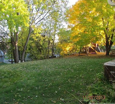 4th image of 960 Galvin Ave