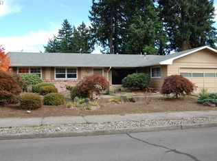 300 NE 168th Ave, Portland, OR 97230