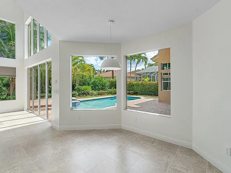 6641 Conch Ct — Photo 16