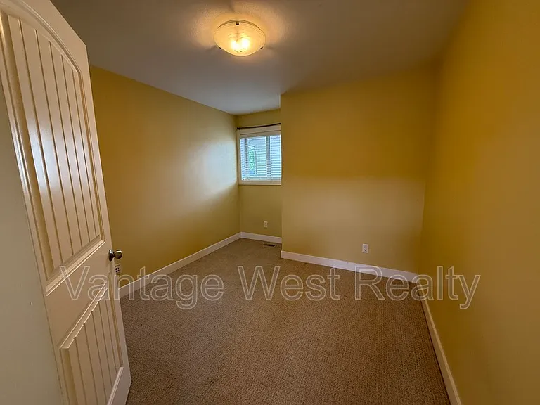 372 Hartman Rd #1 — Photo 11