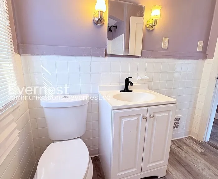 9460 Wayburn St — Photo 10