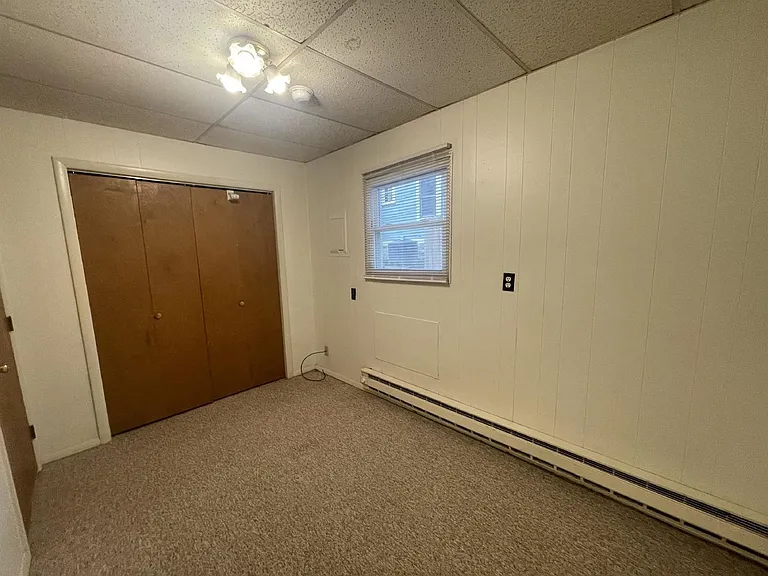 416 E 2nd St — Photo 39