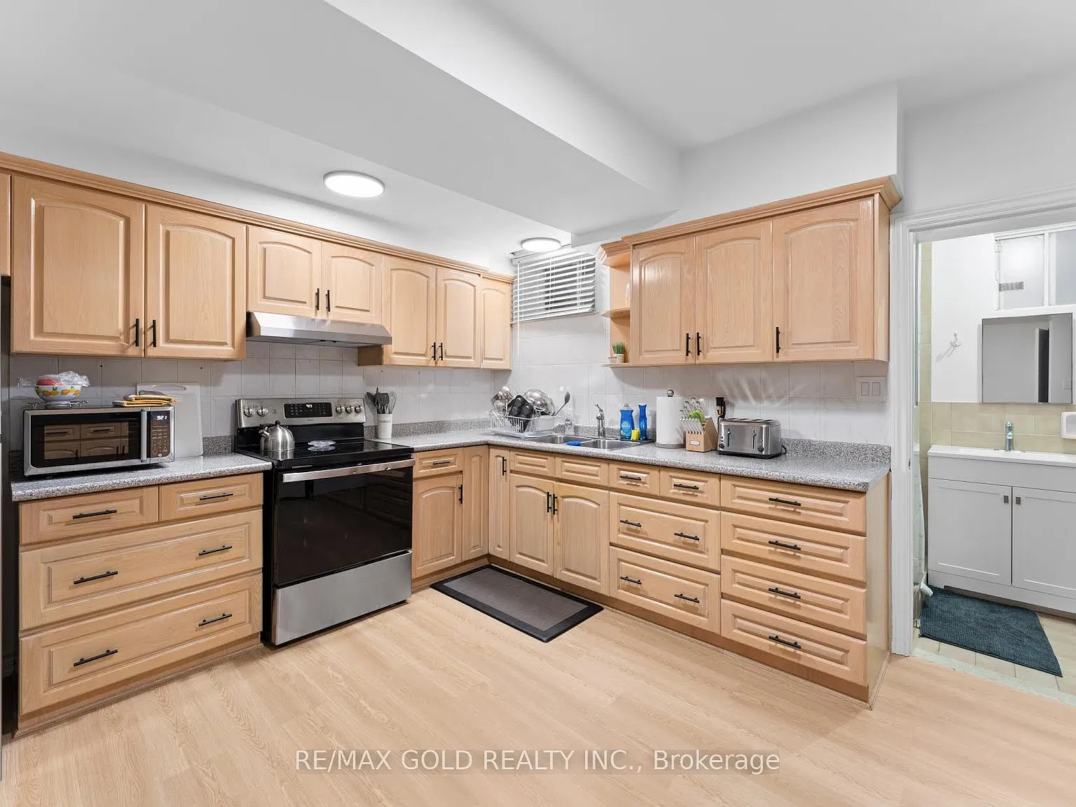 2 bed, $1,800 — Photo 4