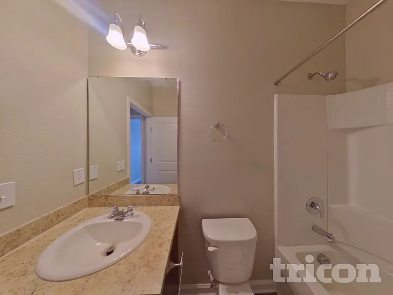 16517 Cherry Landing Dr — Photo 13