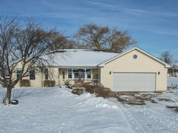 2737 N 35th Rd, Seneca, IL 61360