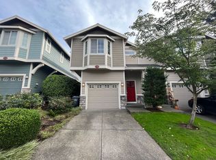 2148 NE Multnomah St, Portland, OR 97232