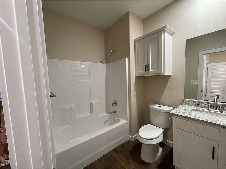 13957 Fortuna Bay Dr #B — Photo 24
