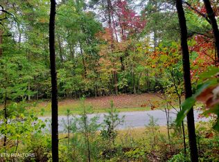 Lake Shore Dr, Monterey, TN 38574