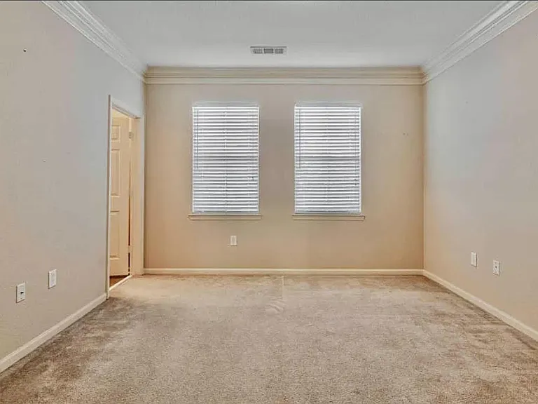 Baldwin Rowe Cir — Photo 11