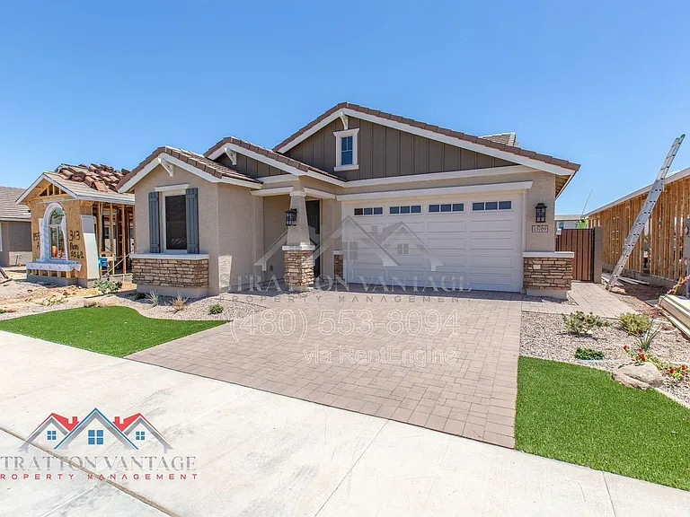 15769 W Voltaire St — Photo 2