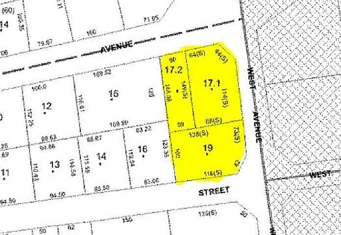 1st image of 271 W Circular St