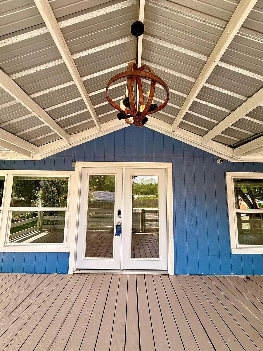 Building Photo - 1505 Indigo Dr