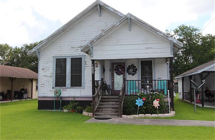 1st image of 1685 Moller Dr