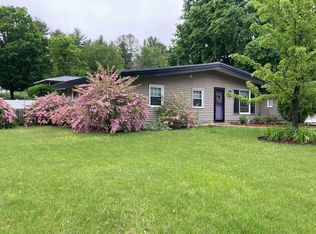 28 Morningside Dr, Dover, NH 03820